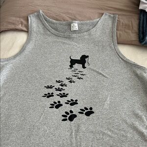 Stylish Gray Tank Top with Dog and Paw Print